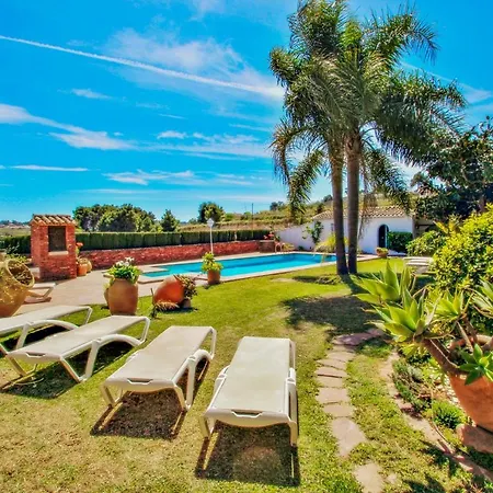 Villa La Coma - Modern, Well-equipped With Private Pool In *